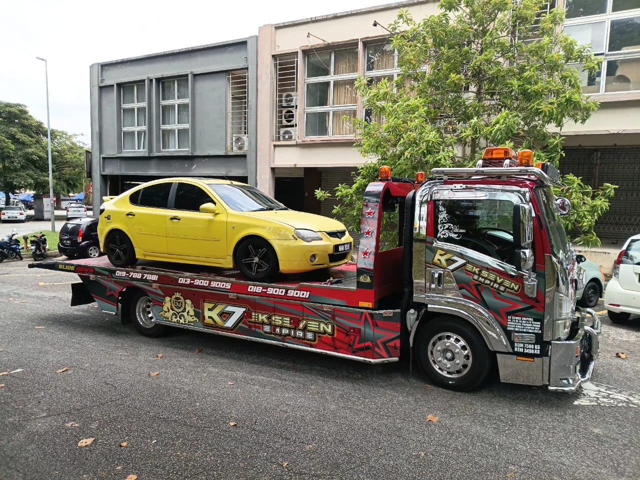 Perkhidmatan Towing Parkir Pelbagai Tingkat
