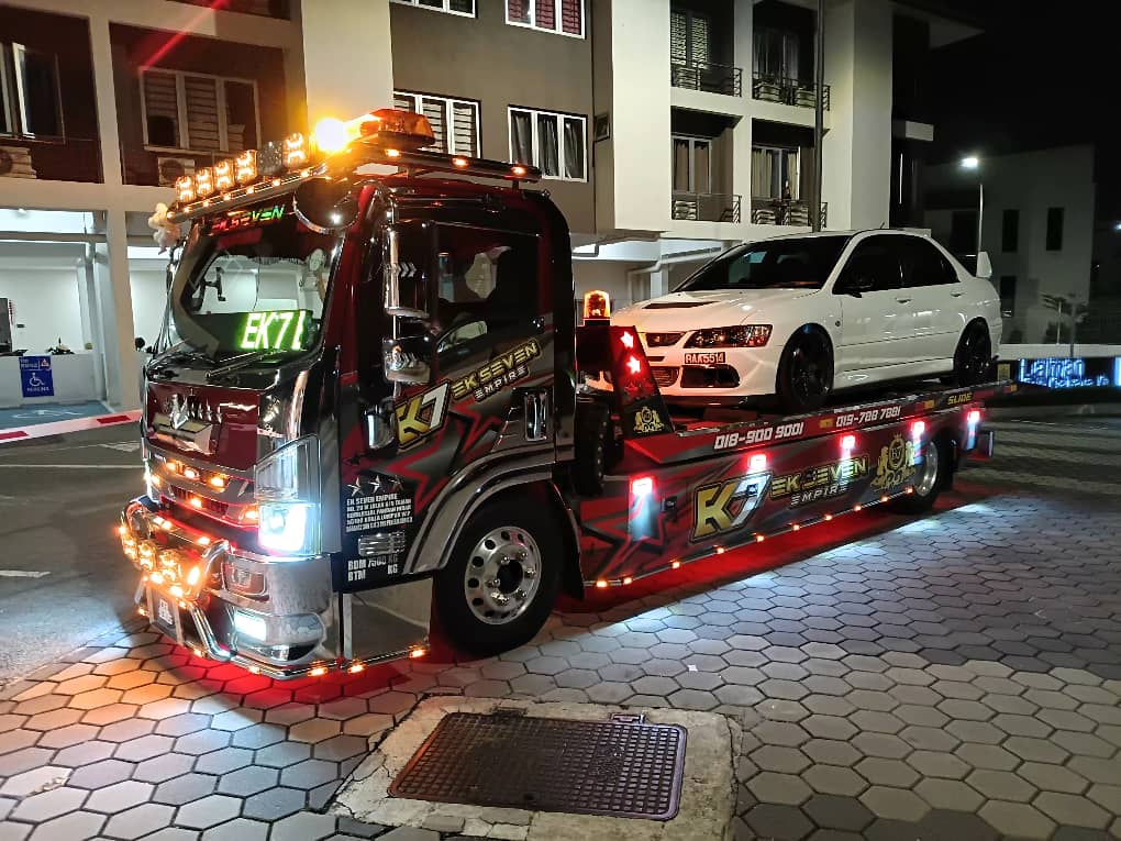 Perkhidmatan Towing Parkir Pelbagai Tingkat